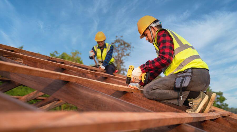 Professional Flat Roofing Installation services in Mount Pleasant, MI